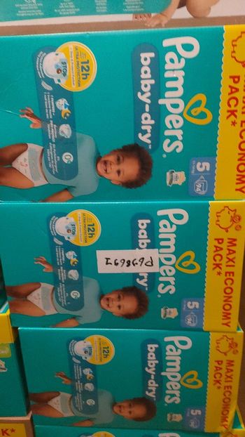 2 Pampers baby dry taille 5 