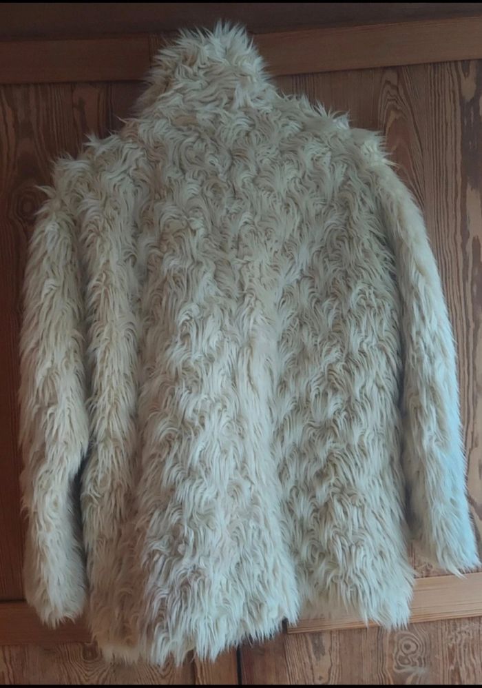 Manteau fausse fourrure H&M - photo numéro 9