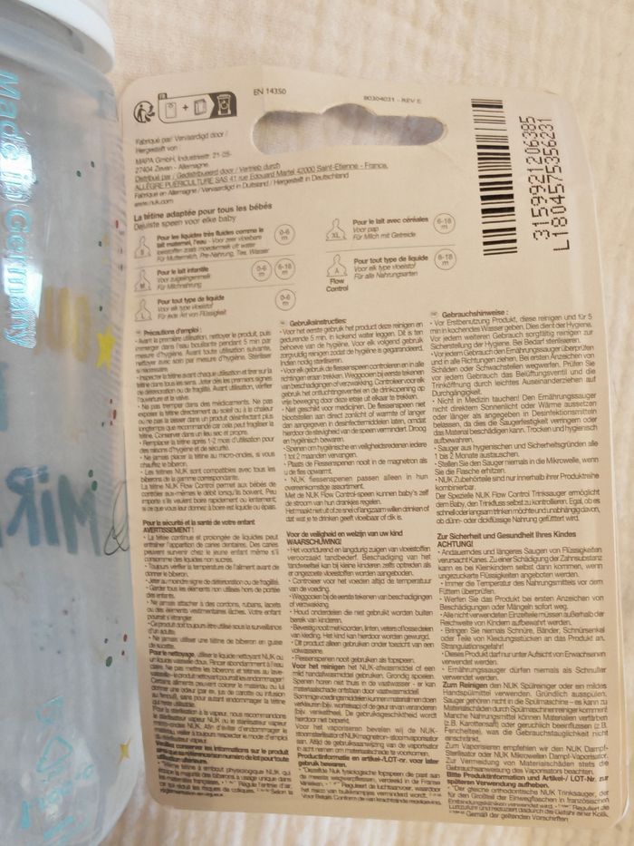 Lot de 2 biberons NUK + tétines neuves - photo numéro 4