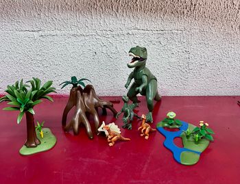 Famille tyrannosaure playmobil