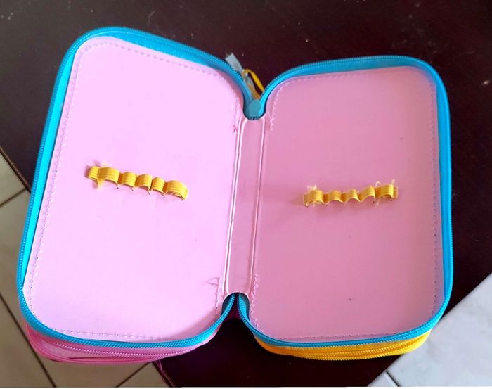 Trousse scolaire tout en un minnie - photo numéro 3