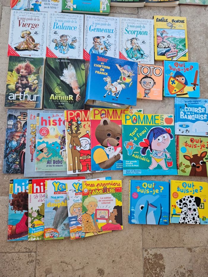 Lot 23 livres + 11 magazines enfant - photo numéro 3