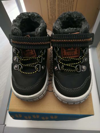 Baskets Noir Garçon Pointure 21 Freemouss Neuf