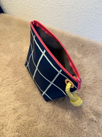 Jolie Trousse