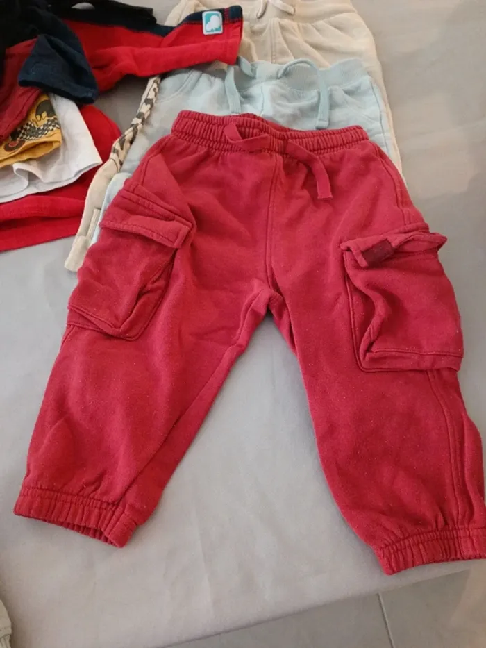 Lot de vêtements 23/24 mois - photo numéro 10