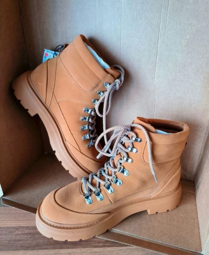 Chaussures T40 Bershka camel neuves - photo numéro 4