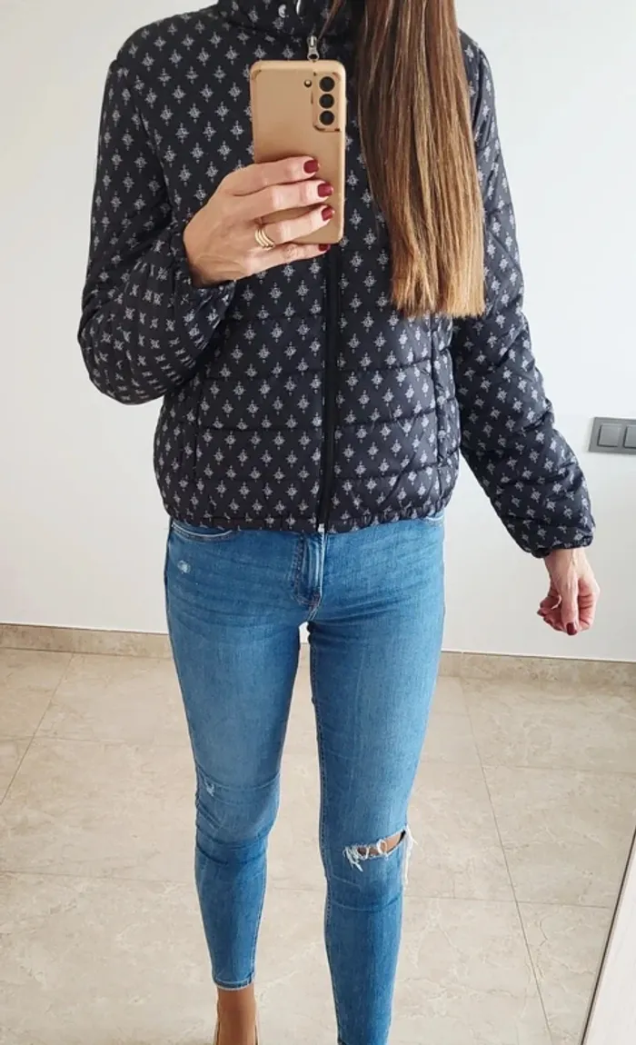 Juvenil chaqueta negra Stradivarius🖤T-S/M