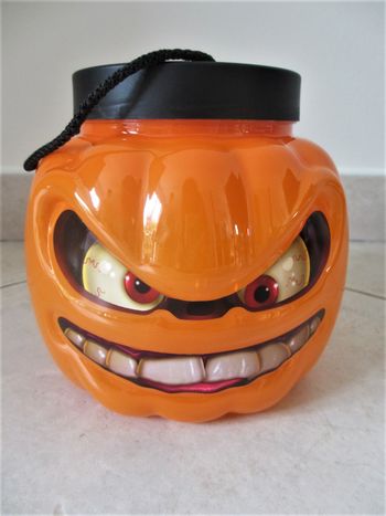Boîte en plastique Halloween