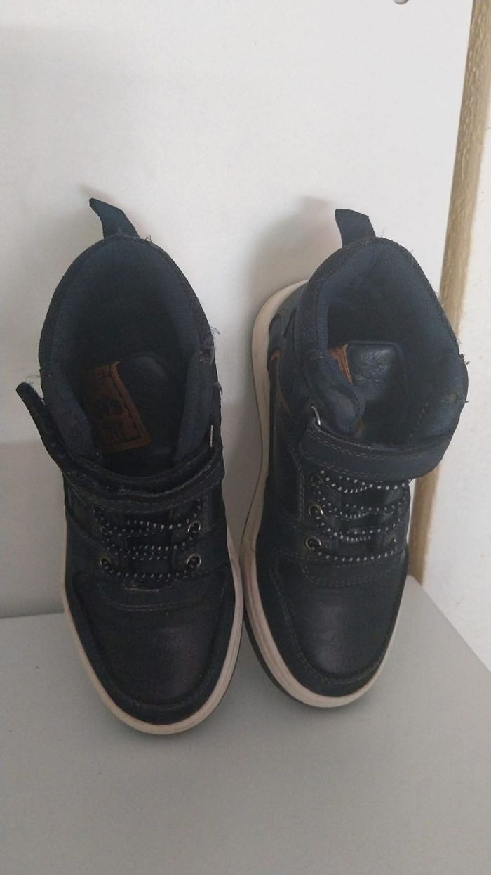Chaussures garçon P.29 - photo numéro 2