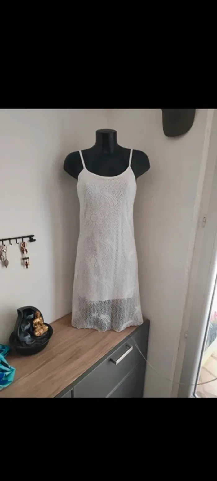 Robe blanche maille taille 36