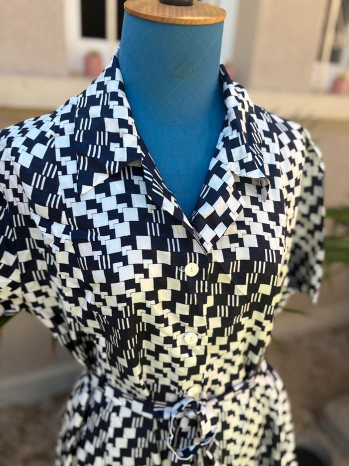 Robe à motif des années 70 - en très bon état - taille 42/XL - photo numéro 4