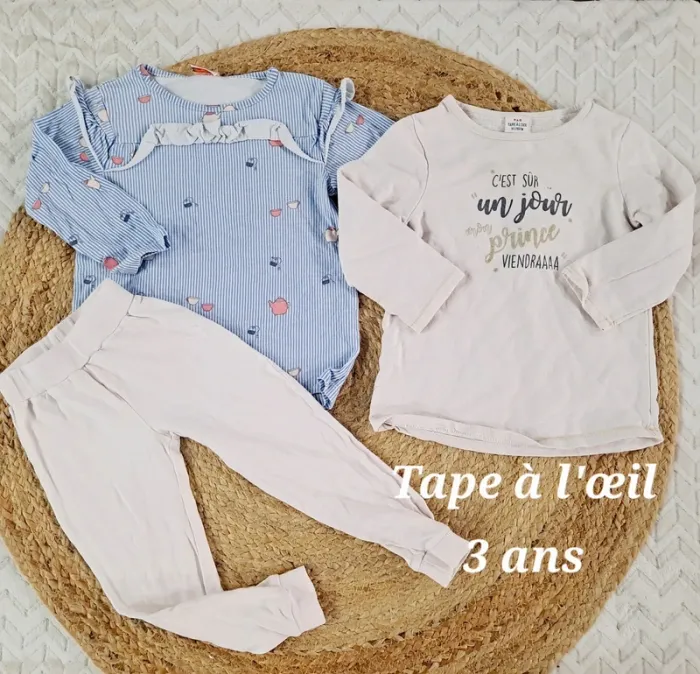 Lot 3 ans fille tape à l'œil