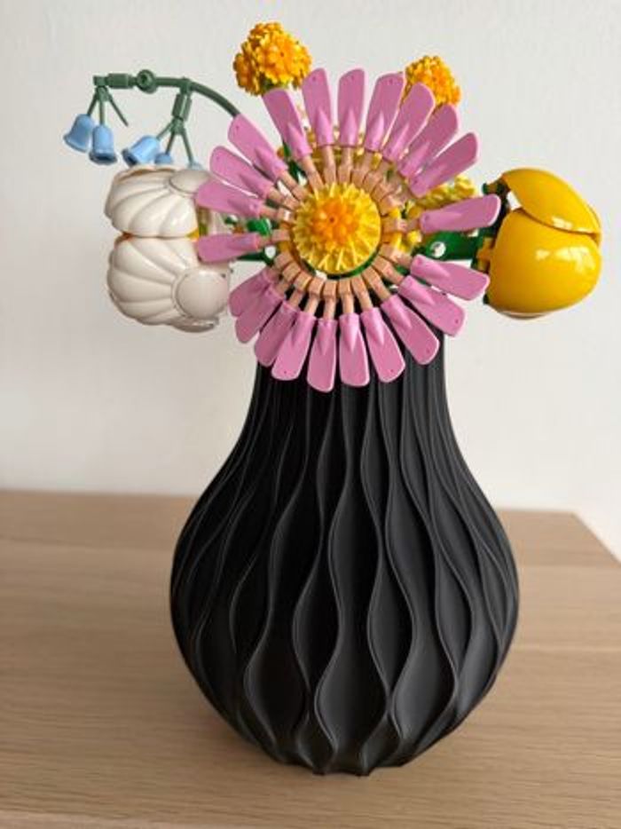 Vase idéal fleurs lego botanicals avec support de tiges 3D - photo numéro 1