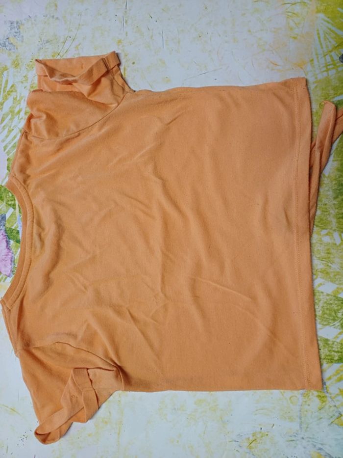 T shirt 9/10 ans - photo numéro 4