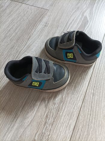 Chaussures bébé p.20.5