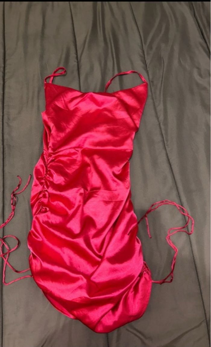 Robot satin taille XS - photo numéro 3