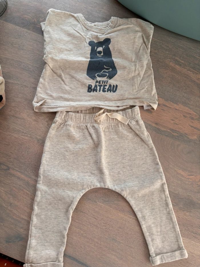 Ensemble petit bateau