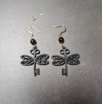 Boucles d'oreilles clé ailée 