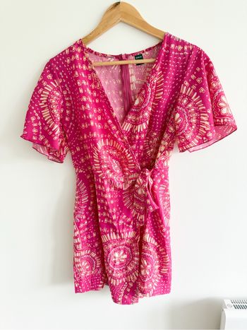 Combishort manches courtes fuchsia à motifs abricot Shein taille 36 S