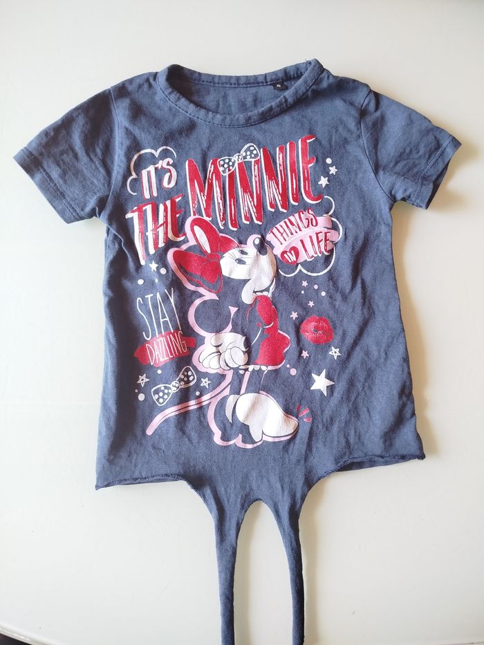 Tee-shirt Minnie fille 4 ans – Très bon état 💖