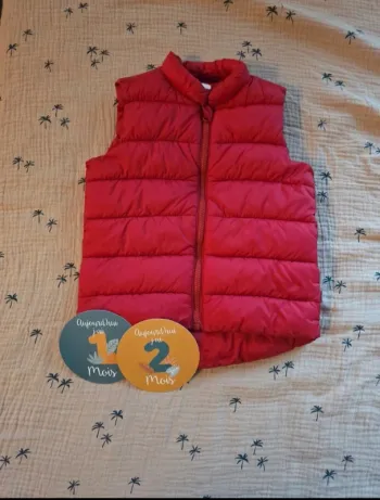 Doudoune sans manches rouge bébé – Benetton Baby – 9/12 mois (74 cm)