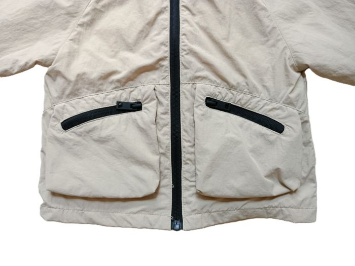 Veste légère coupe vent beige et crème à capuche. Zara. Taille 2 ans. 92 cm - photo numéro 3