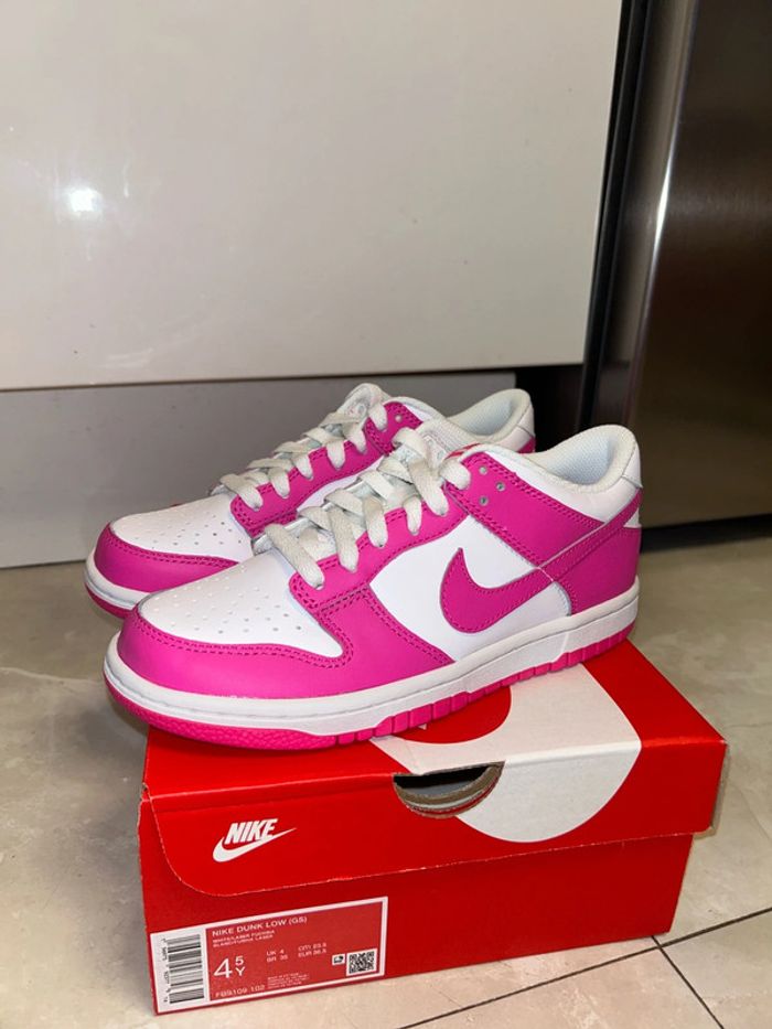Dunk low Fuchsia Laser - photo numéro 2