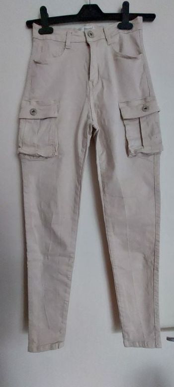 Pantalon beige cargo