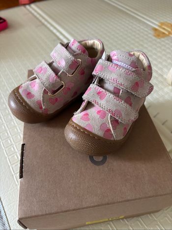 Naturino chaussures premiers pas taille 19