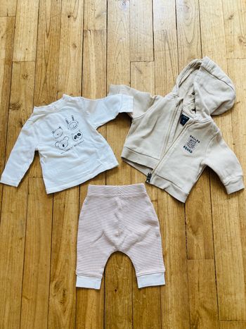 Lot ensemble Kiabi 1 mois