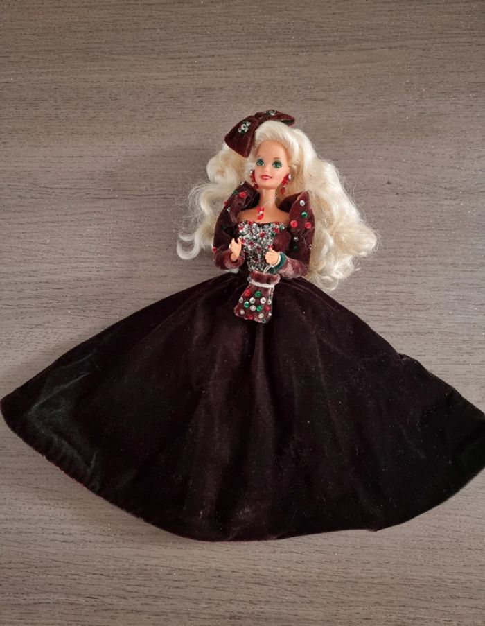 Barbie robe velour - photo numéro 2
