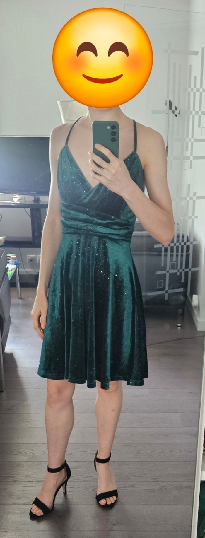 Robe courte verte émeraude scintillante - Taille S - photo numéro 5
