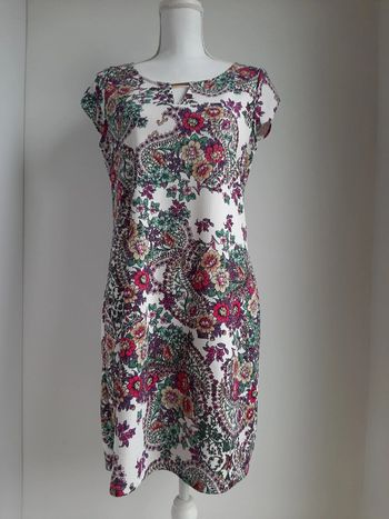 Robe manches courtes