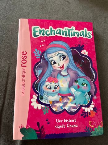 Livre bibliothèque rose enchantimals tome 8