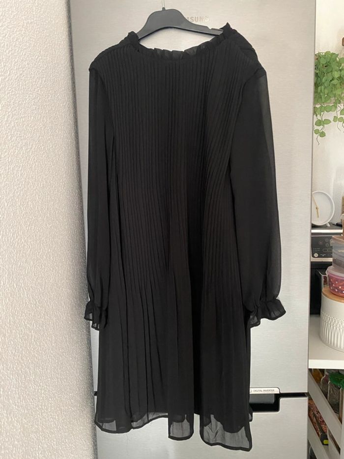 Robe plissée fluide noir Monoprix 36 - photo numéro 4