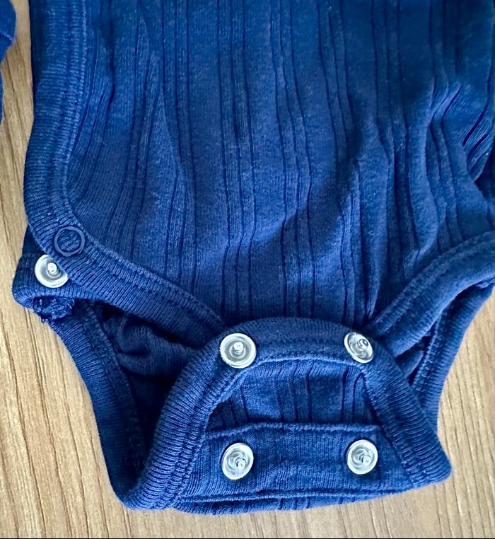 Body évolutif manches longues 1 mois - photo numéro 2