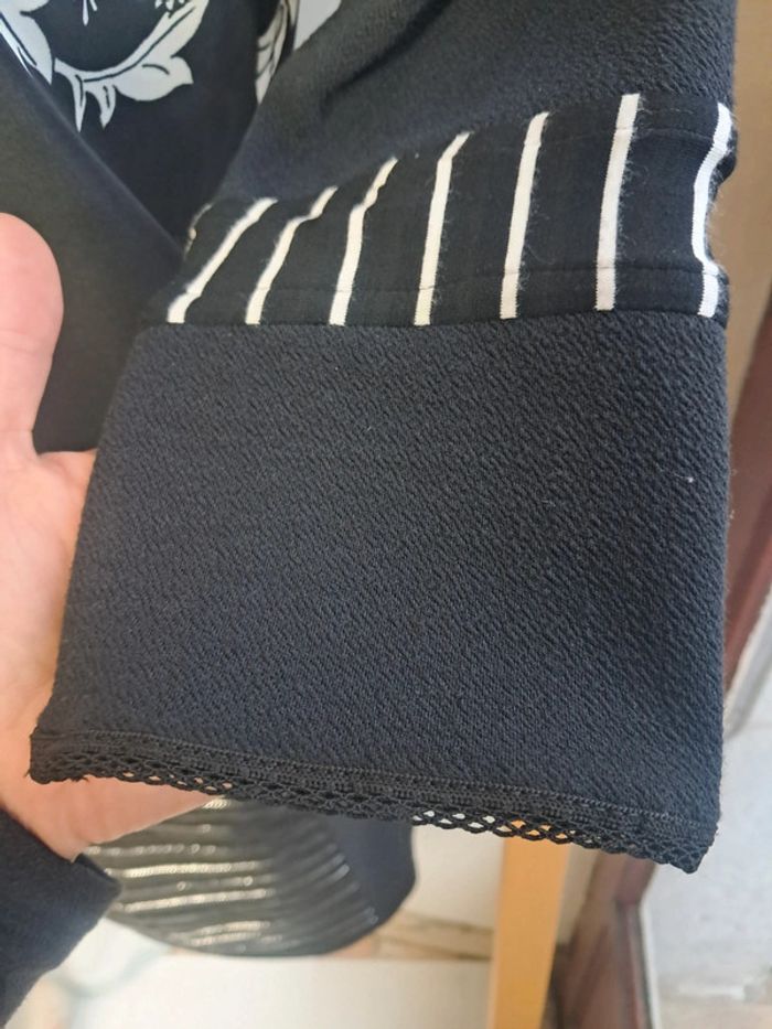 Save the queen haut hiver T.36/38 neuf - photo numéro 7