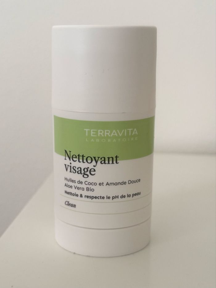 Nettoyant visage en stick Terravita