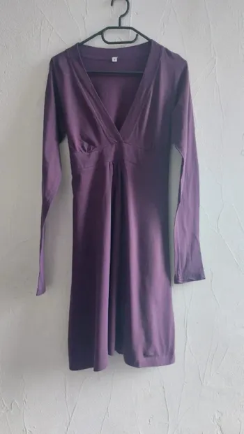 Robe violette à manches longues Taille M