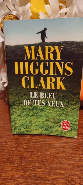 Le bleu de tes yeux de Mary Higgins Clark