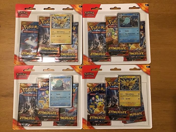 Lot 4 Tripack boosters cartes Pokémon Etincelles déferlantes EV08 Pikachu Latias blister
