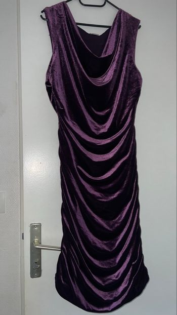 Robe violette