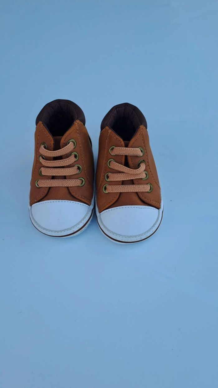 💚Baskets bébé marron à lacets – look mini aventurier 6 - 9 mois - photo numéro 3