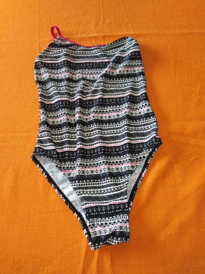 Maillot de bain.