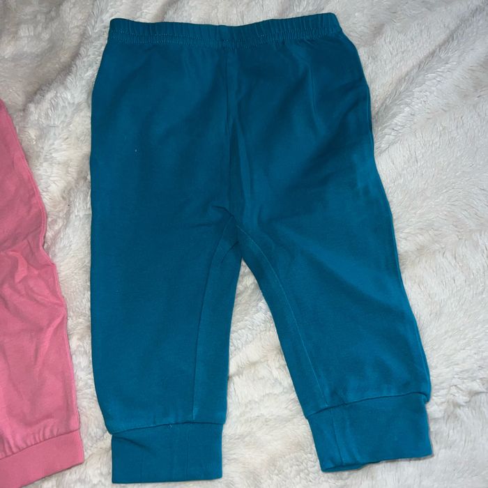 Lot pantalons 9 mois - photo numéro 4