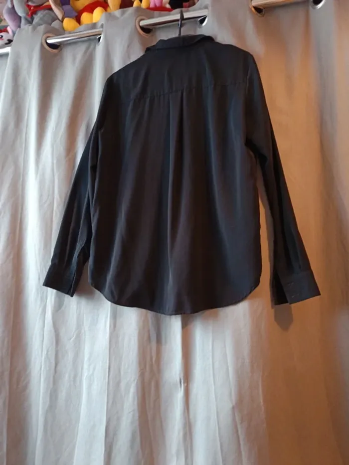 Chemise noir - photo numéro 3