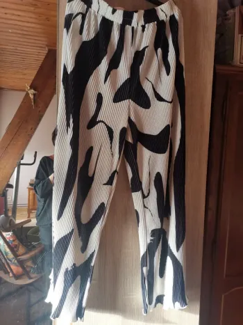 Pantalon large Shein Taille 38