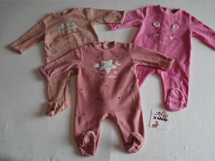 Lot n°4 de 3 Pyjamas velours fantaisies Kiabi en 3 mois