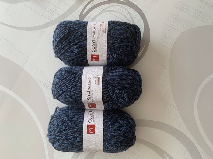 Pelotes de laine bleu gris - lot de 3