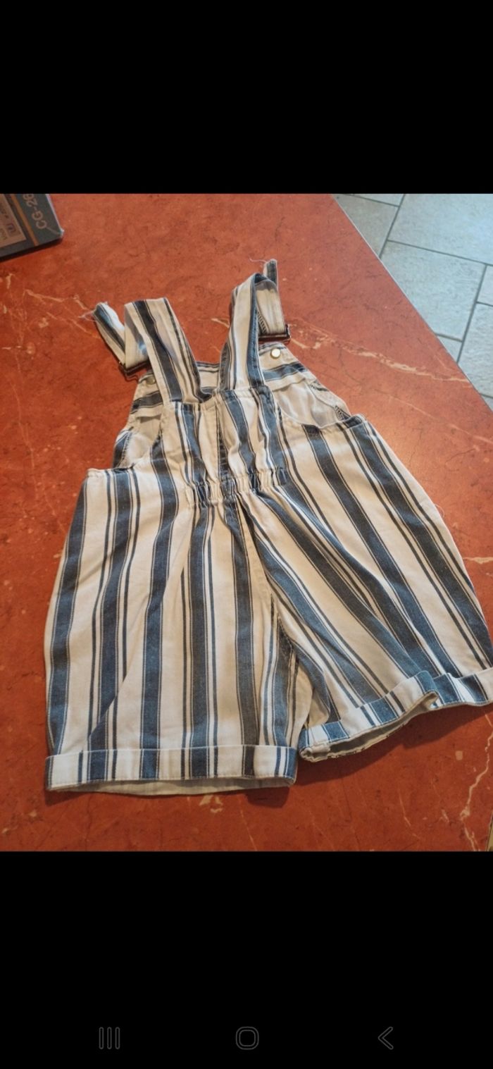 Salopette courte bébé taille 18 mois - photo numéro 4